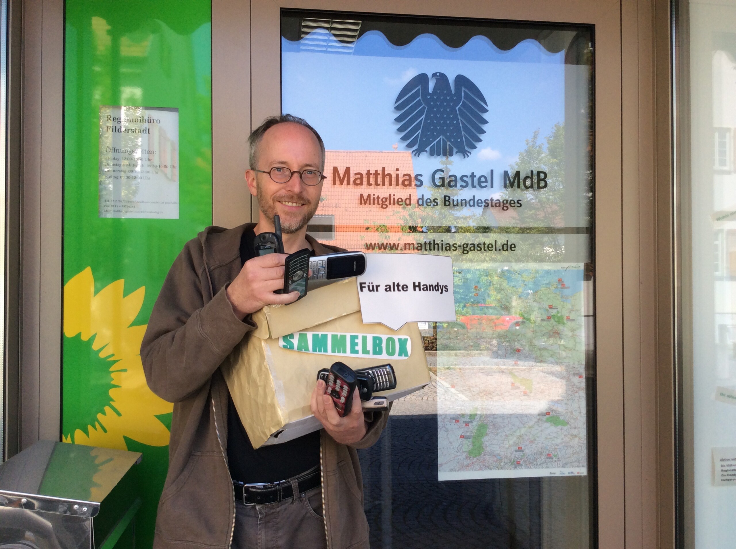 Sammlung von Althandys – Rohstoffe sind kostbar!