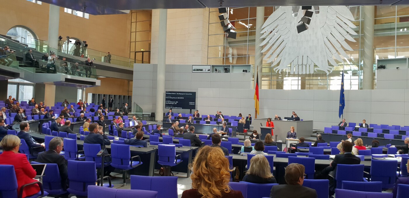 Riesen-Bundestag? Koalition handlungsunfähig