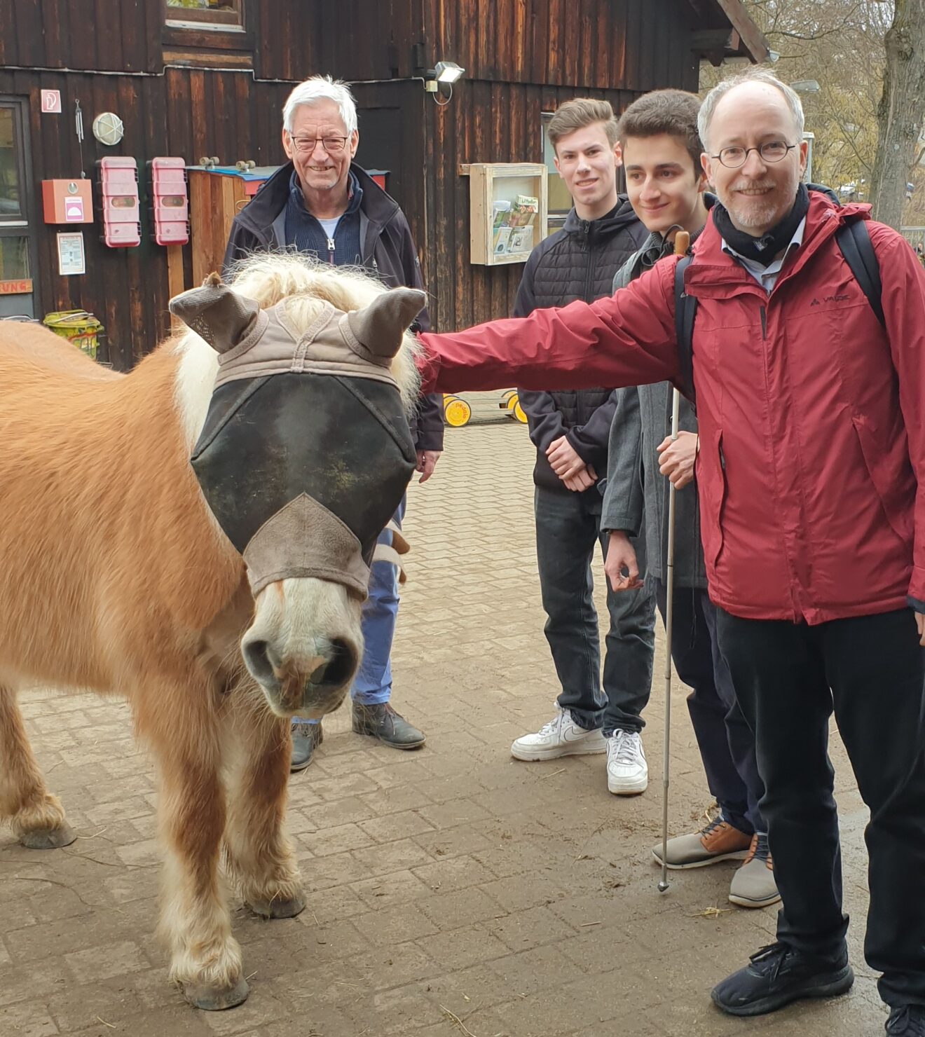Jugendfarm 1 geschnitten